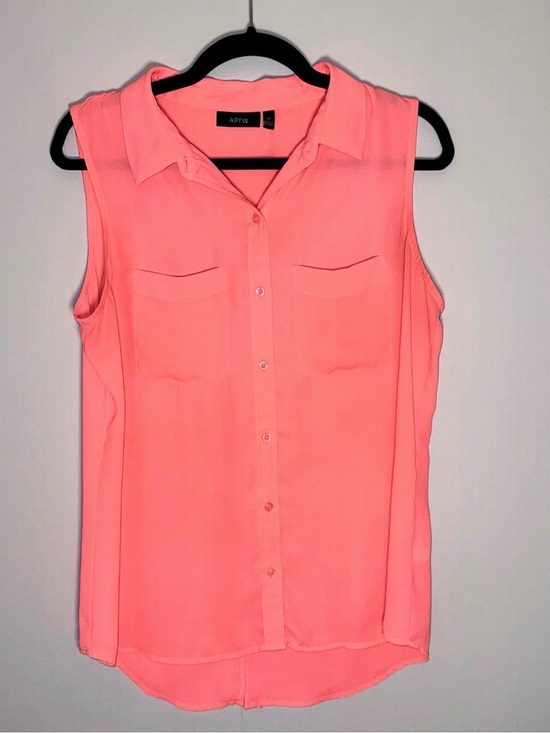 Apt. 9 Tops - APT. 9 Neon Coral Sleeveless Button Front Blouse Size Medium